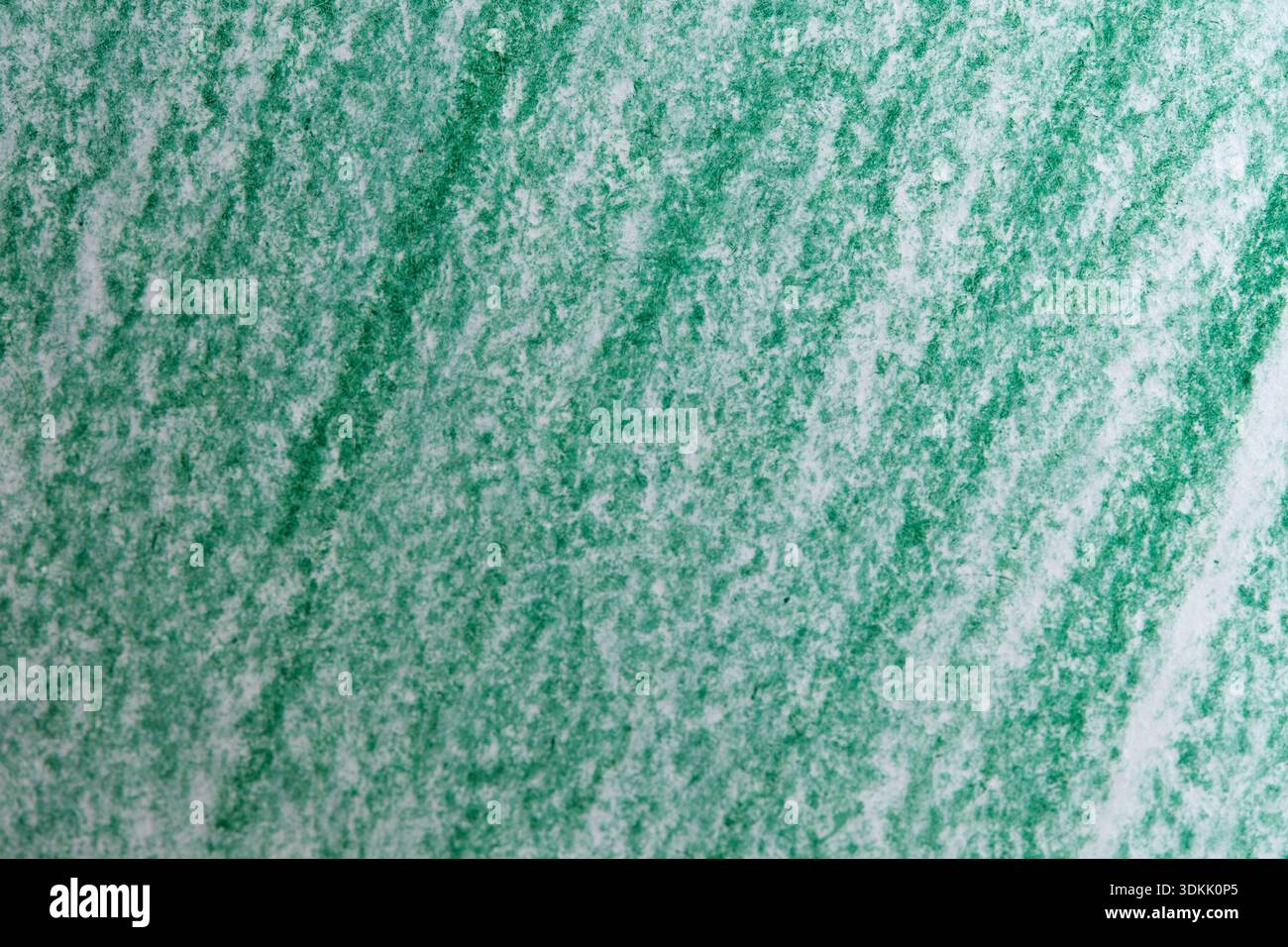 Leuchtende Grüntöne verschmelzen wunderbar und erinnern an eine Landschaft üppiger Vegetation. Stockfoto
