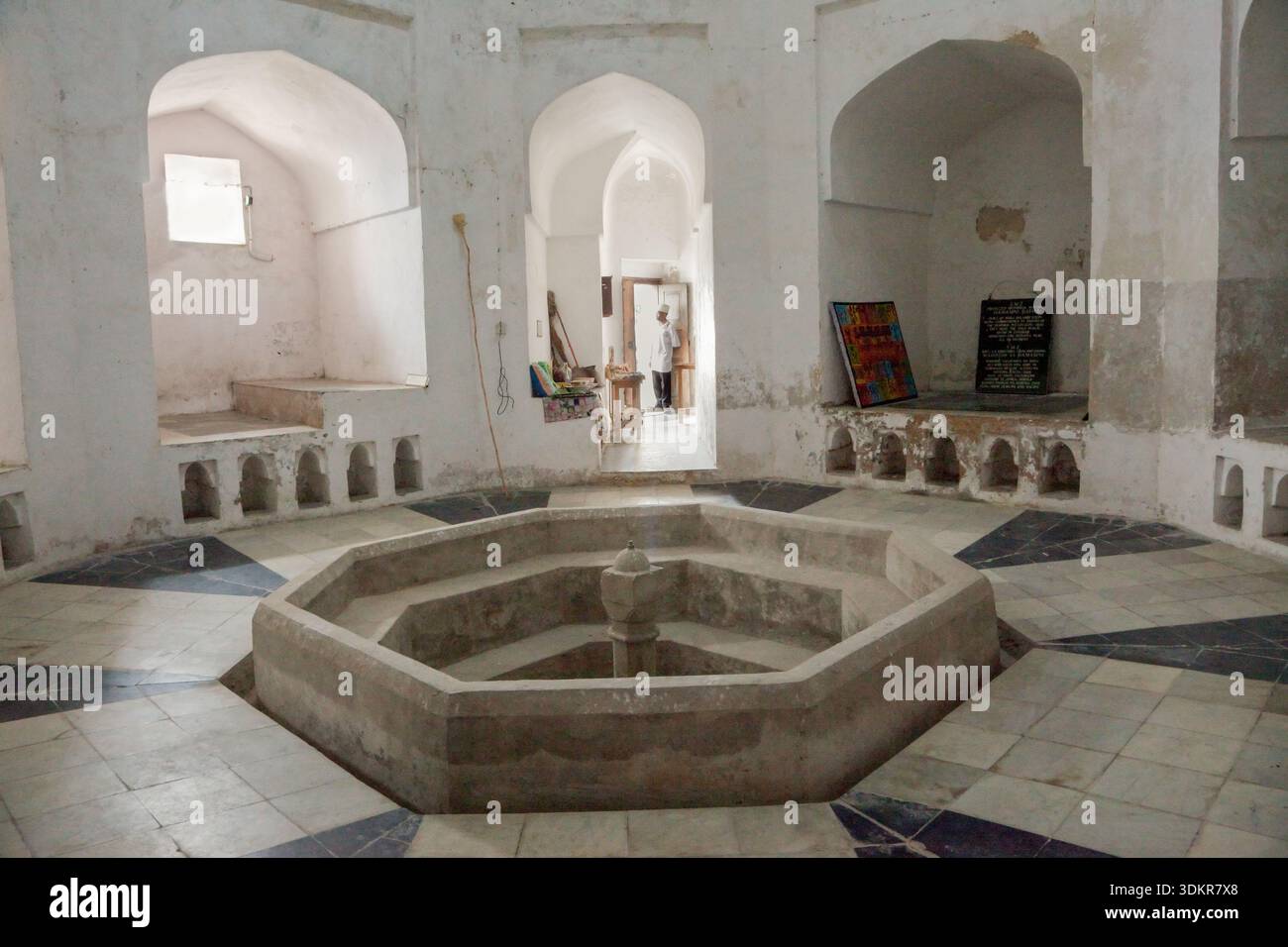 Stone Town, Sansibar, Tansania. Die Hamamni-Bäder, das erste öffentliche Badehaus in Sansibar. 19. Jahrhundert. Stockfoto