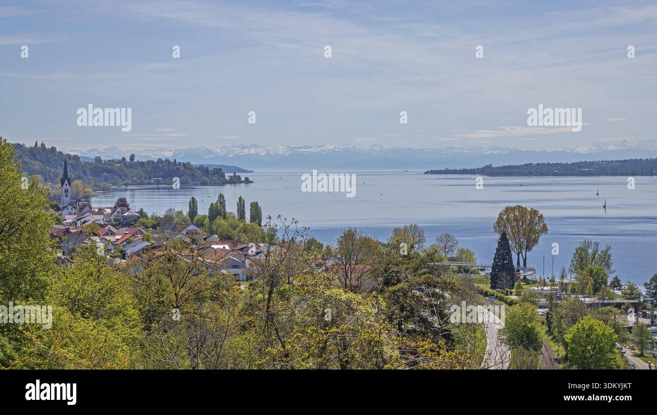 Sipplingen am Bodensee mit der Martinskirche Stockfoto