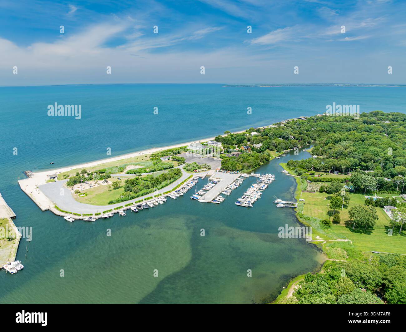 Blick aus der Vogelperspektive auf clearwater Beach und Umgebung, East hampton, ny Stockfoto