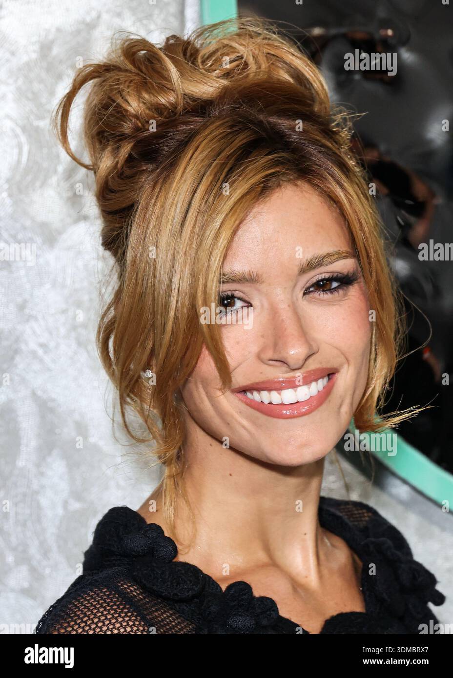 HOLLYWOOD, LOS ANGELES, KALIFORNIEN, USA - 29. JANUAR: Dixie D’Amelio kommt auf der Warner Music Group Grammy Awards Party 2026 (68. Jährliche Grammy Awards), die am 29. Januar 2026 am 6400 Sunset Boulevard in Hollywood, Los Angeles, Kalifornien, USA stattfindet. (Foto: Xavier Collin/Image Press Agency) Stockfoto