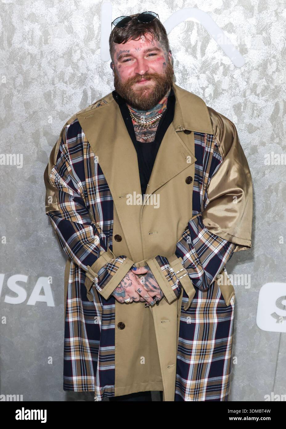 HOLLYWOOD, LOS ANGELES, KALIFORNIEN, USA - 29. JANUAR: Teddy Swims kommt auf der Warner Music Group Grammy Awards Party 2026 (68. Jährliche Grammy Awards) an, die am 29. Januar 2026 am 6400 Sunset Boulevard in Hollywood, Los Angeles, Kalifornien, USA stattfindet. (Foto: Xavier Collin/Image Press Agency) Stockfoto