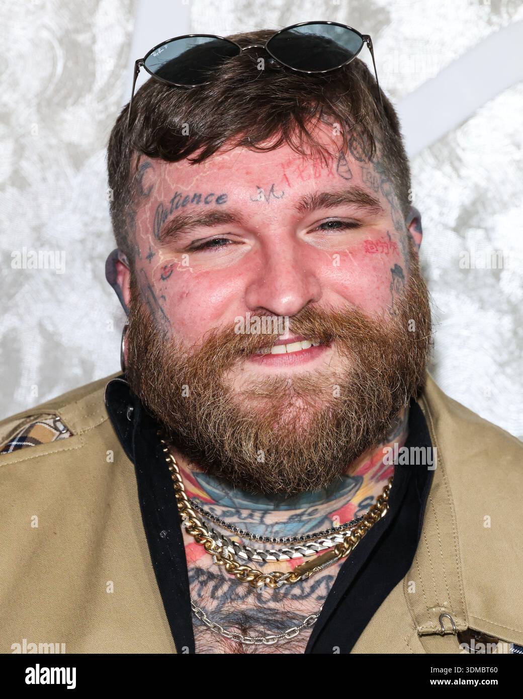 HOLLYWOOD, LOS ANGELES, KALIFORNIEN, USA - 29. JANUAR: Teddy Swims kommt auf der Warner Music Group Grammy Awards Party 2026 (68. Jährliche Grammy Awards) an, die am 29. Januar 2026 am 6400 Sunset Boulevard in Hollywood, Los Angeles, Kalifornien, USA stattfindet. (Foto: Xavier Collin/Image Press Agency) Stockfoto