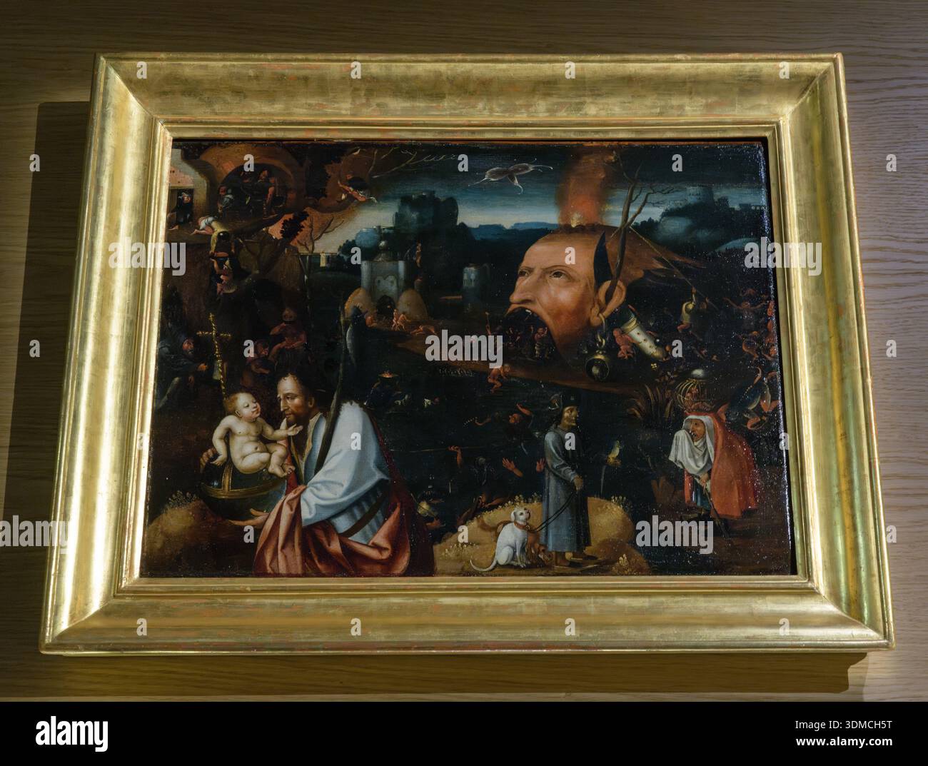 Christophorus- und Höllenmalerei in den Bürgermuseen von Treviso, Treviso, Italien. Stockfoto