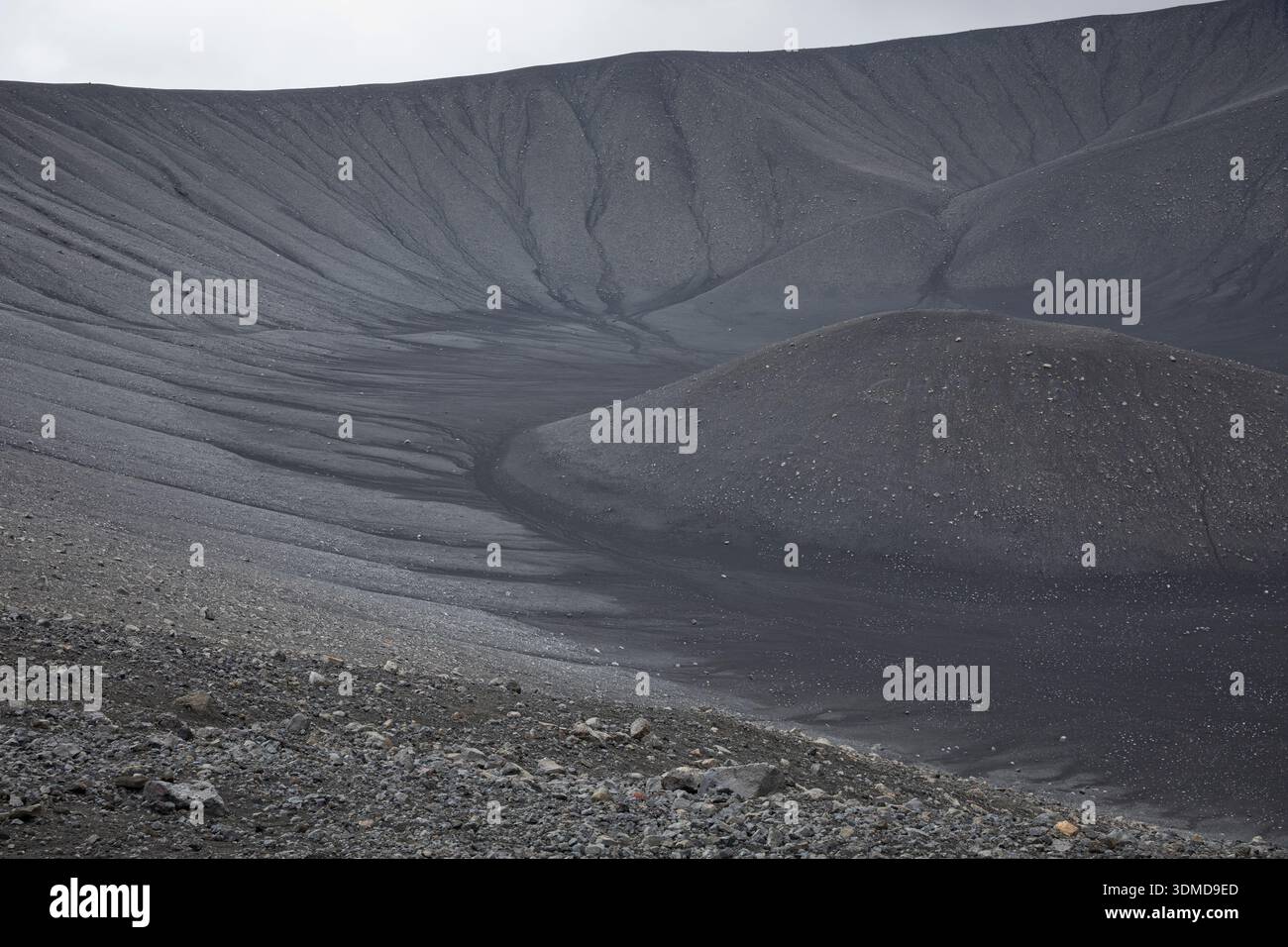 Vulkan, Vulkankegel Hverfjall, Hverfell, Blick in den Krater, Vulkankrater, Vulkansystem der Krafla im Norden Inseln beim See Mývatn, Tuffring, volc Stockfoto