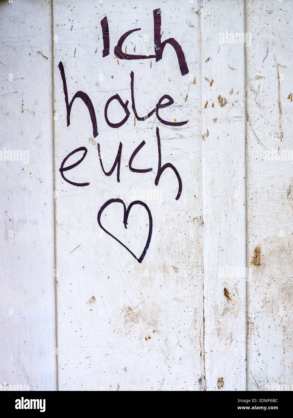 Botschaft der Liebe an einer Wand Stockfoto