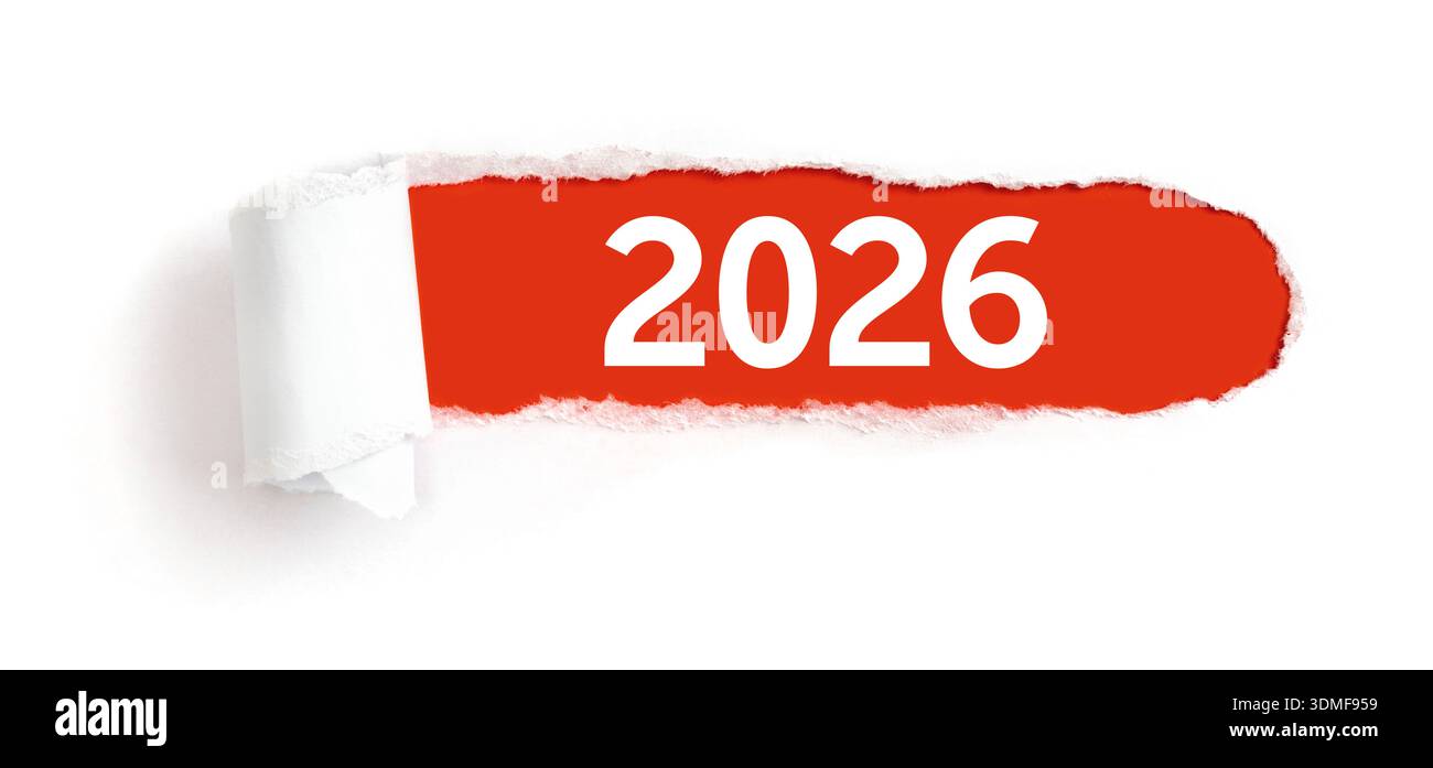 Loch in weißem Papier mit gerissenen Kanten - 2026 Stockfoto