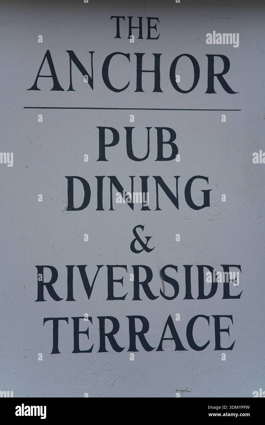 Schild für das Anchor Pub, das Dining und die Terrasse am Fluss in Cambridge, Cambridge, England Stockfoto