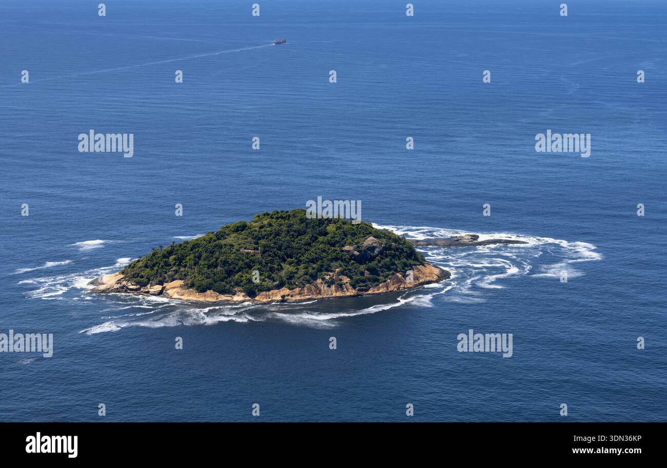 Ilha Cotunduba im Atlantik vor Rio de Janeiro Stockfoto