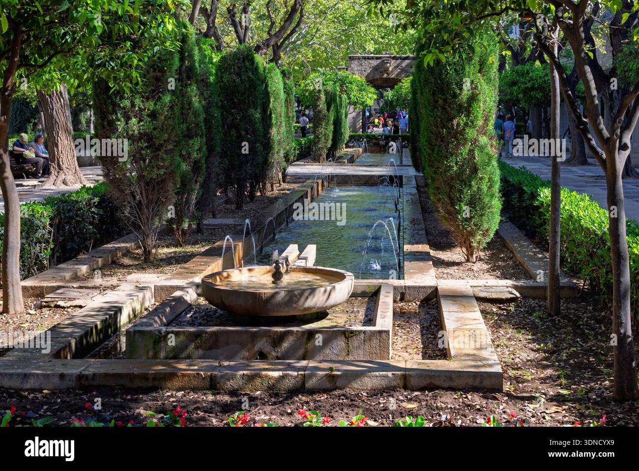 Brunnen in einem Stadtpark in Palma de Mallorca Stockfoto