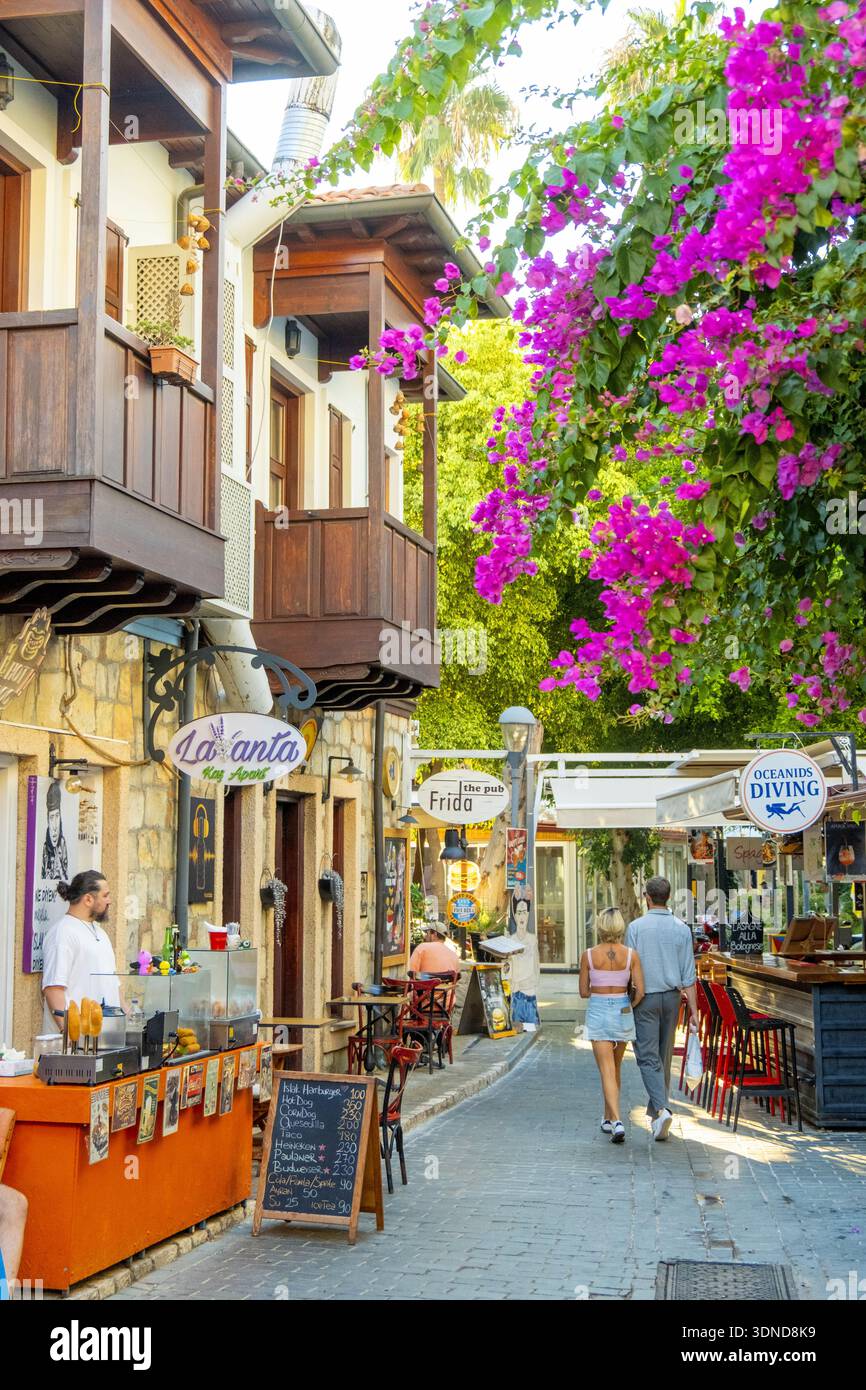 Türkei, Mittelmeerraum, Türkisküste, Lycia, Provinz Antalya, das Stadtzentrum von Kas am Meer Stockfoto