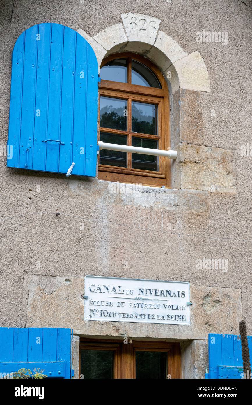 Frankreich, Nièvre, La Collancelle, Leiter der 16 Schleusen am Nivernais-Kanal, Haus der Schleuse Nr. 10 von Patureau Volain Stockfoto