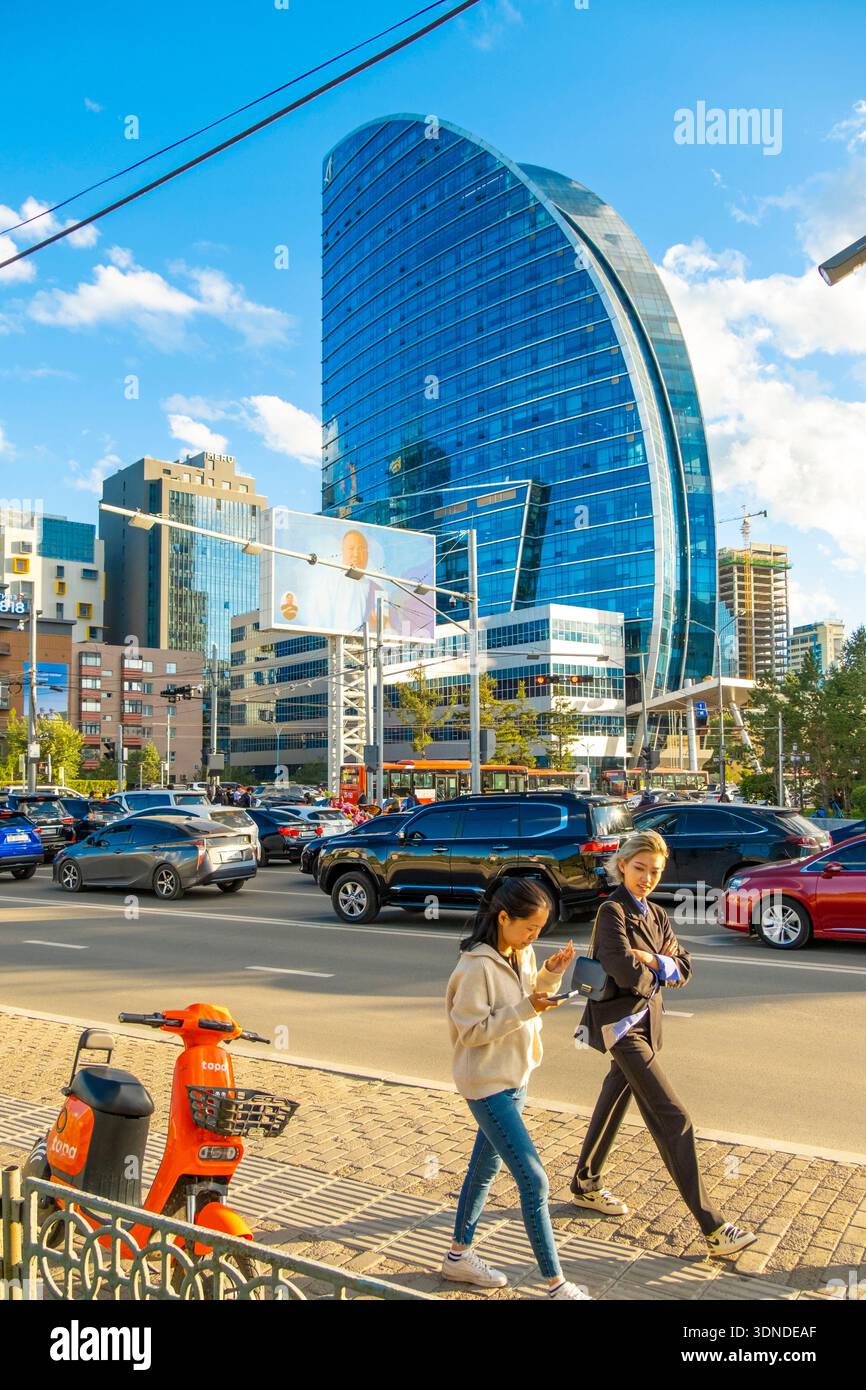 Mongolei, Ulan Bator, Stadtzentrum, Central Tower Garden und Blue Sky Tower Stockfoto