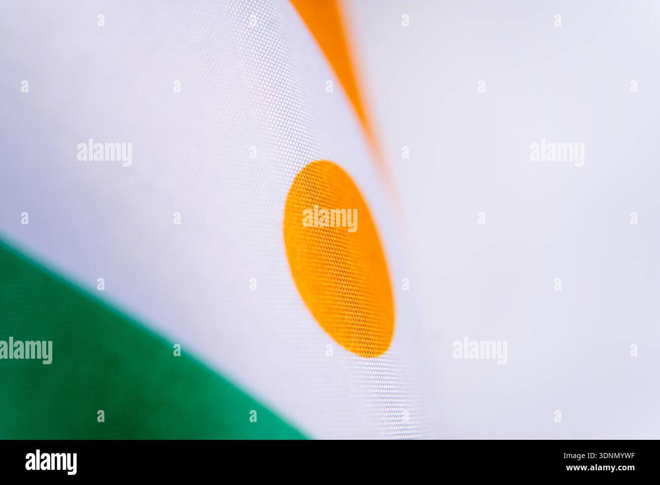 Niger Flag Stoff Textur Nahaufnahme Hintergrund Stockfoto