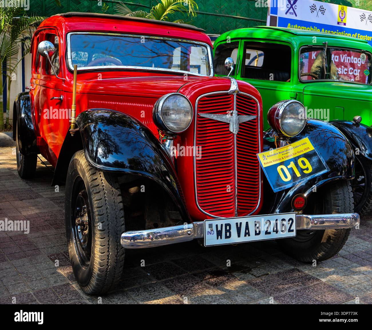 Red Adler Trumpf Junior Oldtimer, deutscher Klassiker aus den 1930er Jahren mit Frontantrieb, der moderne Technik für seine Zeit bietet. Stockfoto