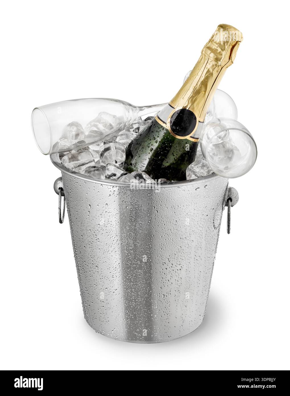 Flasche mit zwei Gläsern steht in Sekteimern mit Eis auf weiß Stockfoto