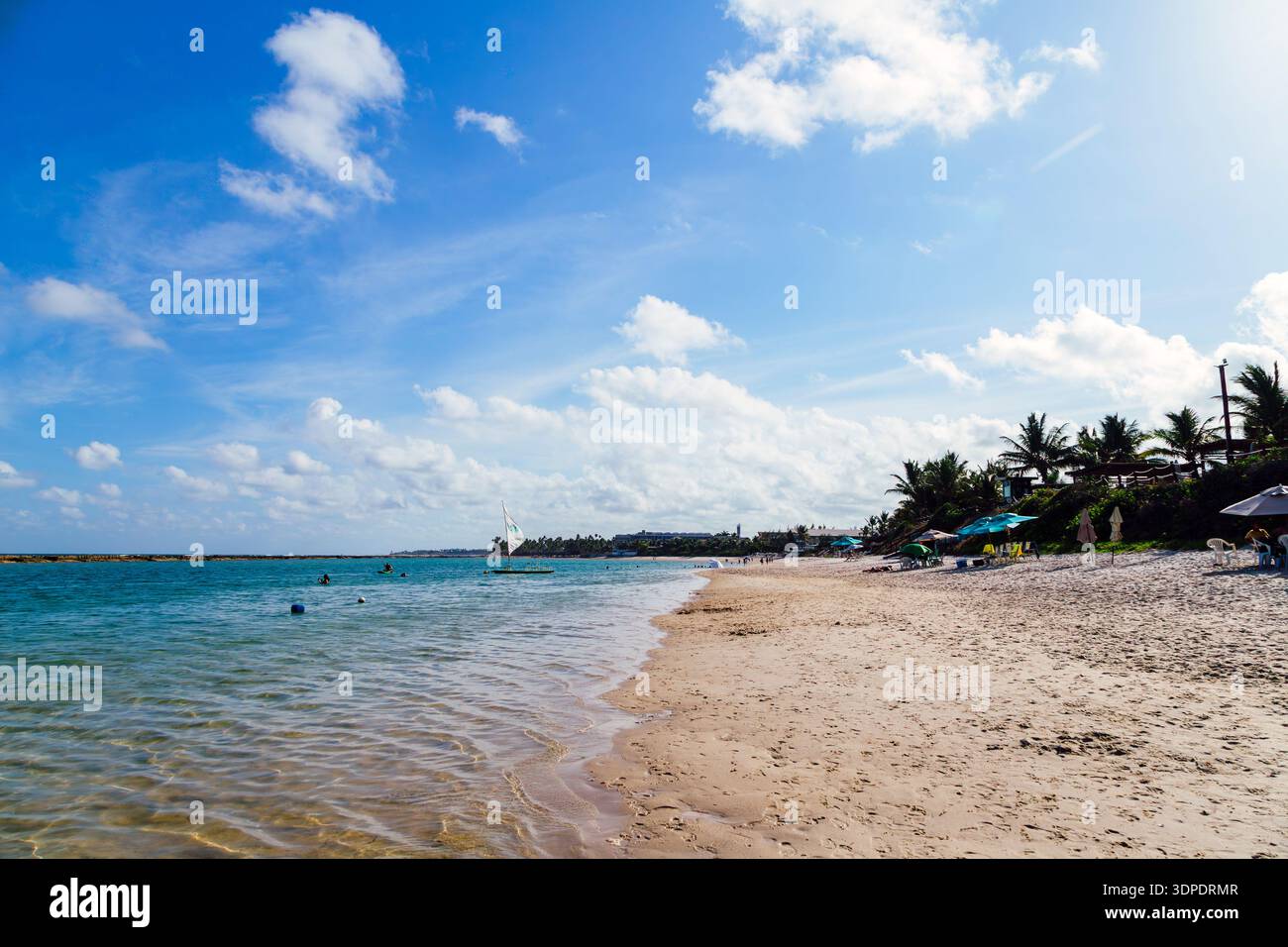 Muro Alto Beach in Porto de Galinhas, Nordosten Brasiliens. Strand mit dem größten Naturpool. Perfektes Touristenziel. Stockfoto