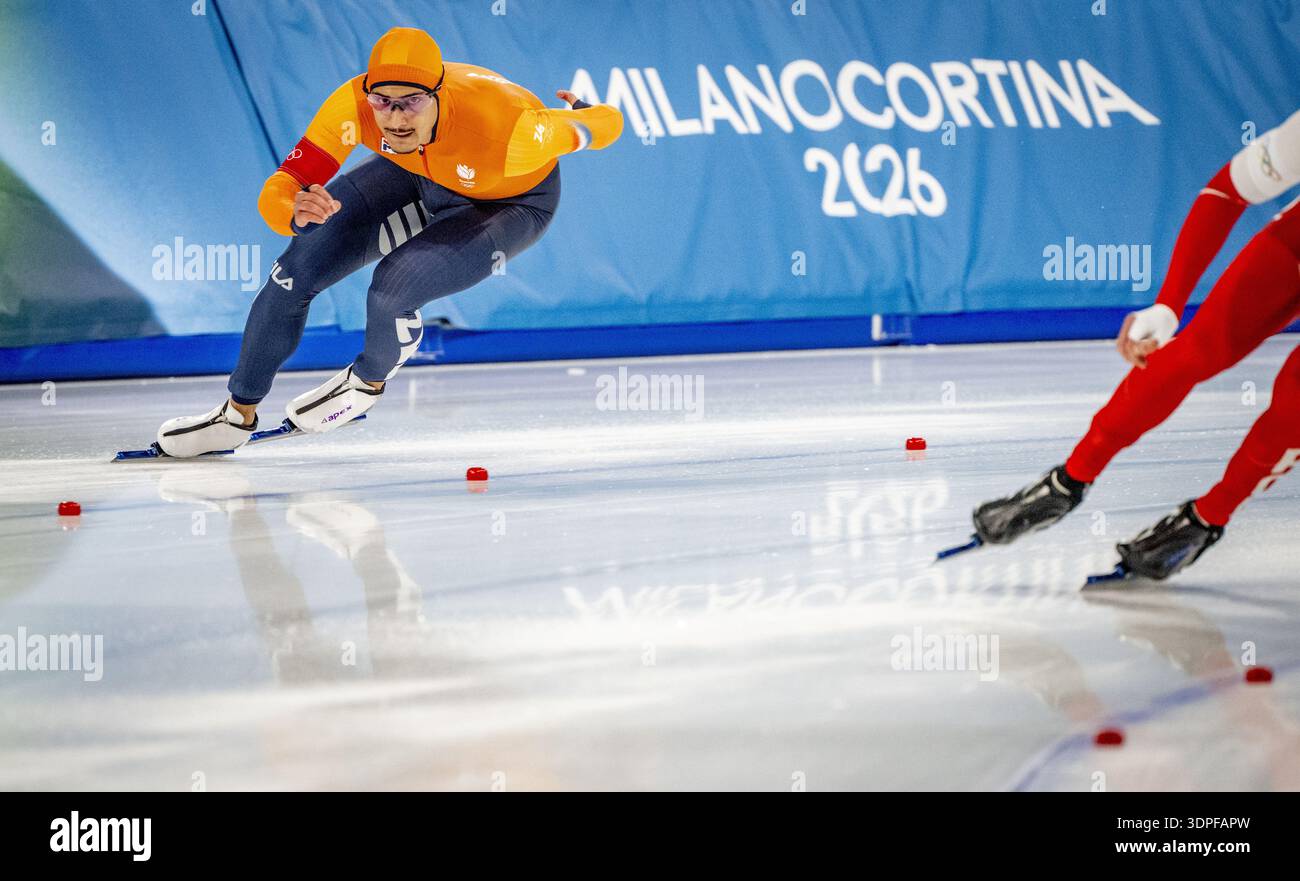 MAILAND - Sebas Diniz in Aktion in der 500 Meter langen Langseilbahn des Speedskating-Finales der Herren Milano Speedskating Stadium Olympische Winterspiele Mailand Cortina 2026 ROBIN UTRECHT /ANP niederlande aus - belgien aus Stockfoto