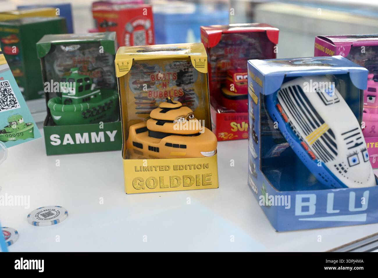 New York, USA. Februar 2026. ITTY Bitty Boats Toys wurde am 14. Februar 2026 bei der Toy Fair Freshman Class Aktivierung am 1. Tag der North American International Toy Fair 2026 im Javits Center in New York, NY, vorgestellt. (Foto: Efren Landaos/SIPA USA) Credit: SIPA USA/Alamy Live News Stockfoto