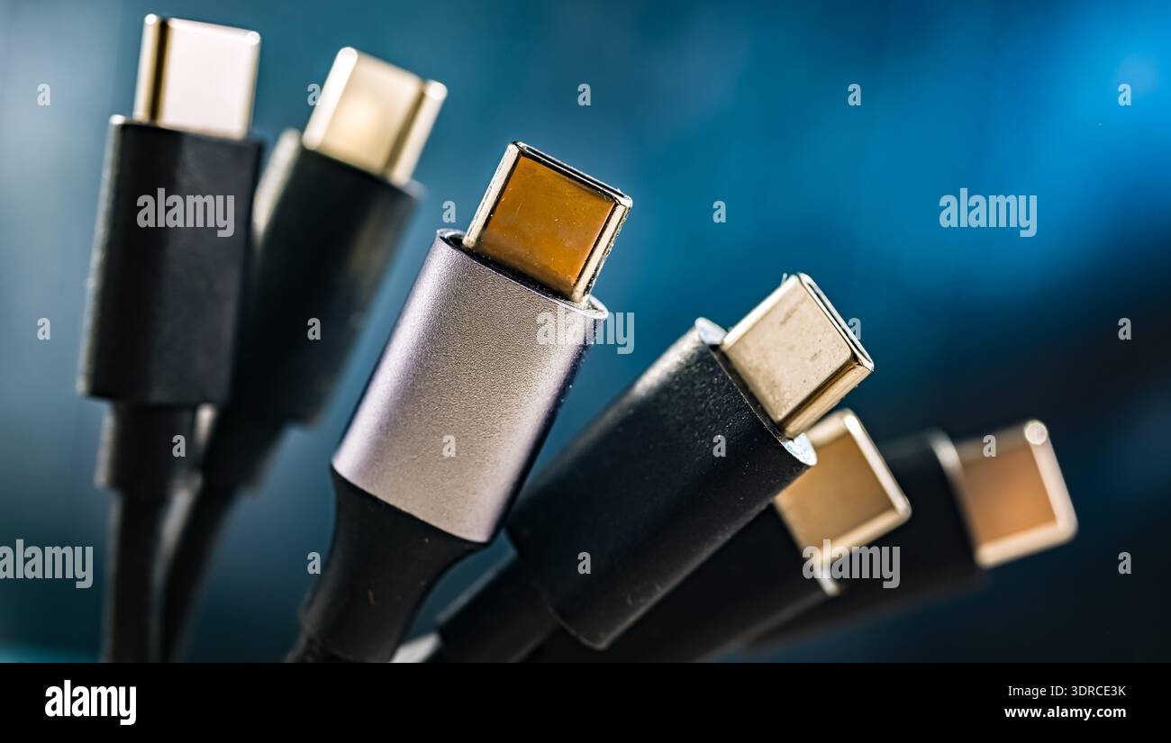 Ein Bündel USB-Stecker Typ-C Stockfoto
