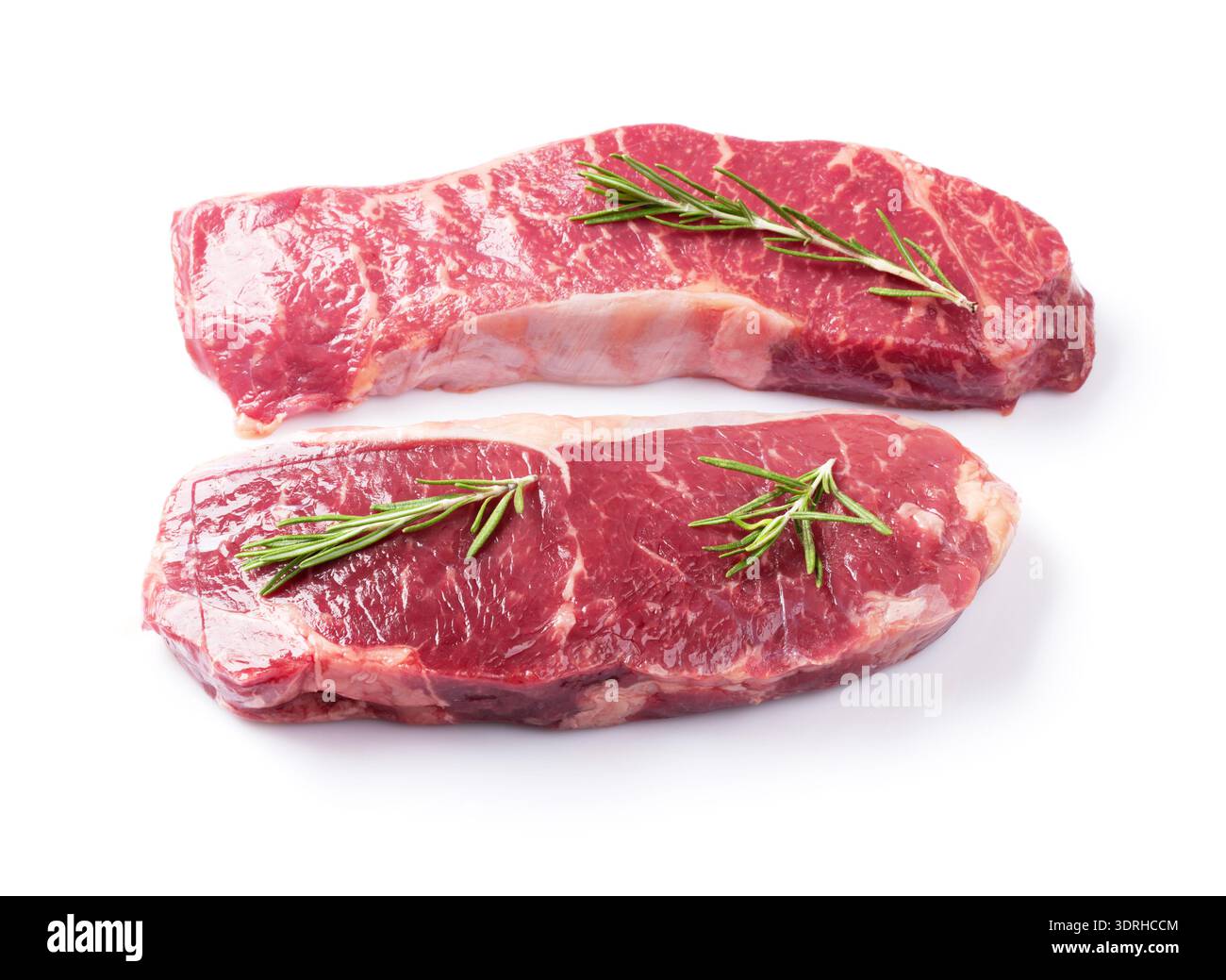 Rohe Striploin Steak. Isoliert auf weißem Hintergrund Stockfoto