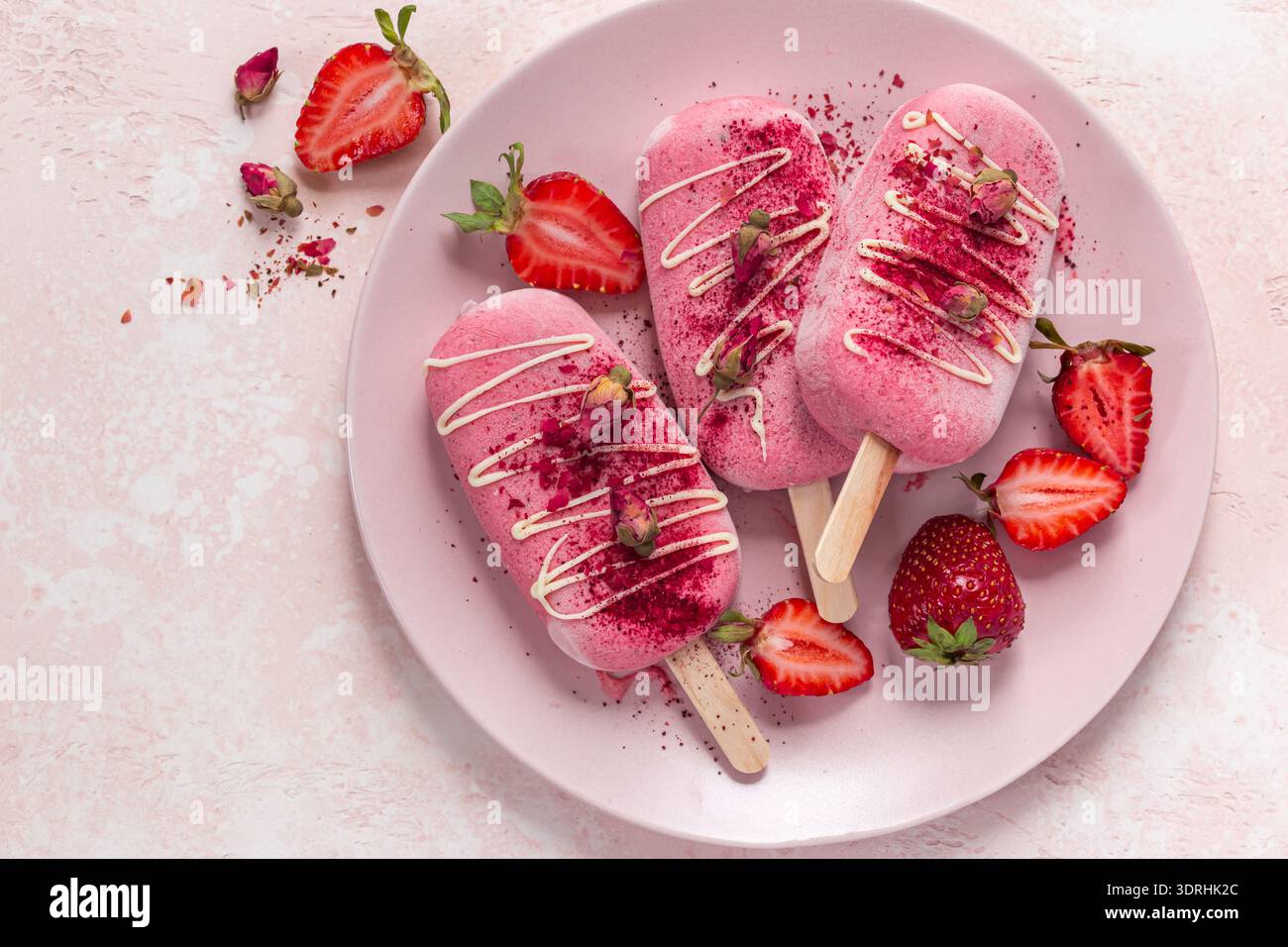 Cremige Beeren-Stiele Stockfoto