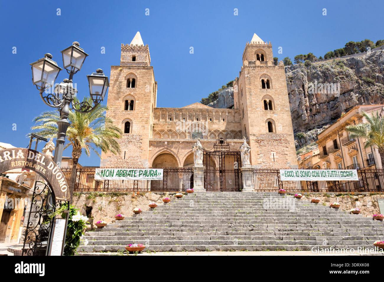 Cefalù Kathedrale, während der Sperrzeit Stockfoto