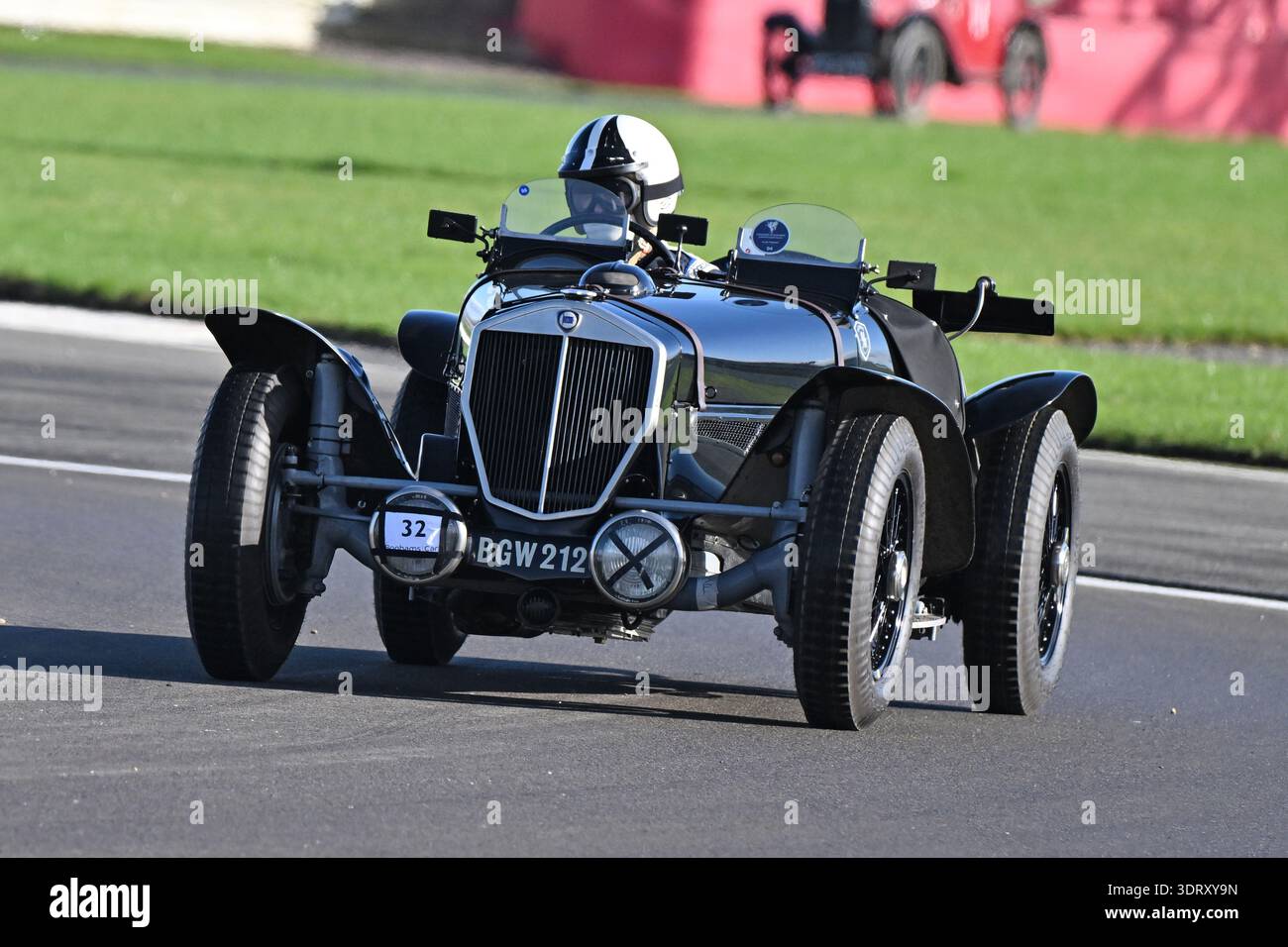 Alex Hearnden, Lancia Astura Steady Special, 2026 fand die 70. Austragung der Pomeroy Trophy statt, sie begann 1952, sie enthält Autos aller Epochen und Stockfoto