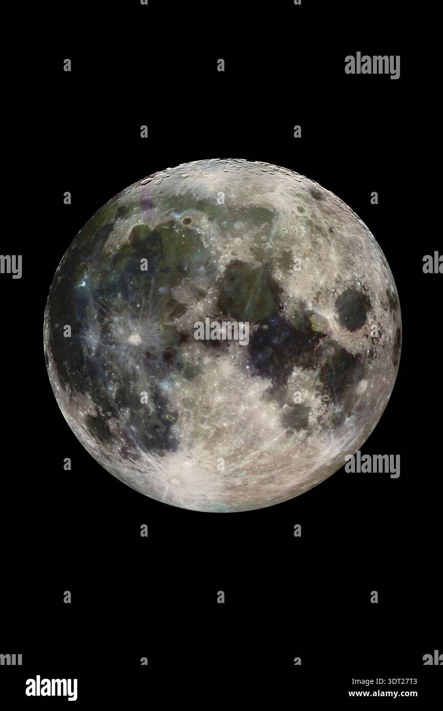 Ansicht der Mondoberfläche isoliert auf vertikalem schwarzem Hintergrund. Elemente dieses Bildes, bereitgestellt von der NASA. Stockfoto