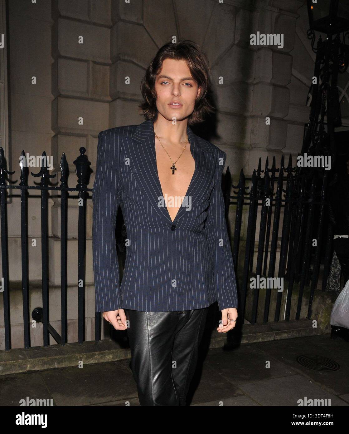 London, Großbritannien. Februar 2026. Damian Hurley bei der Annie's LFW A/W 2026 Catwalk Show, Spencer House, St. James's Place, am Donnerstag, den 19. Februar 2026 in London, England, Großbritannien. CAP/CAN © CAN/Capital Pictures Credit: Capital Pictures/Alamy Live News Stockfoto