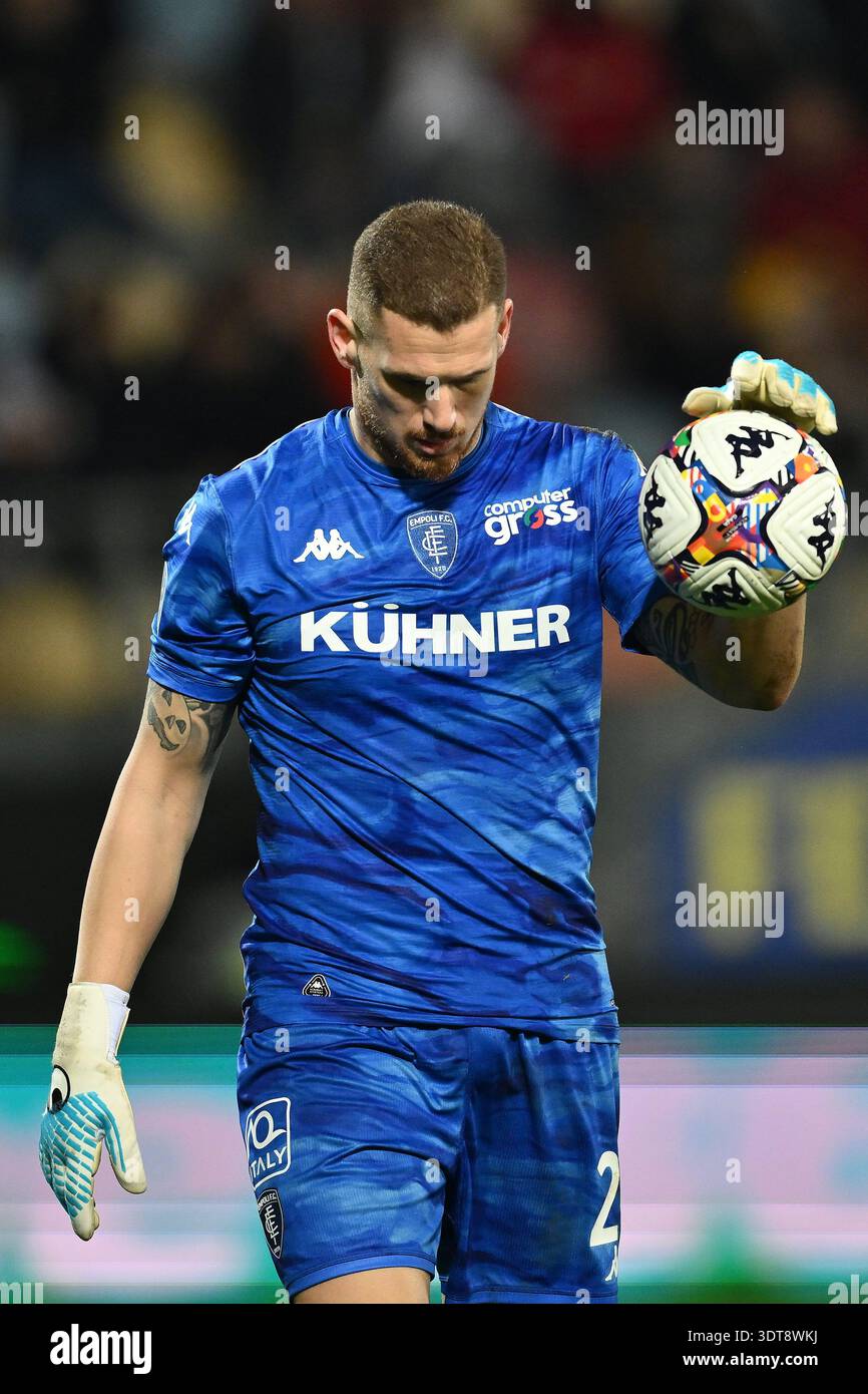 Andrea Fulignati von Empoli F.C. spielt am 26. Tag der Serie B Meisterschaft zwischen Frosinone Calcio und Empoli F.C. im Benito Stirpe Stadium am 20. Februar 2026 in Frosinone, Italien. Credit: Domenico Cippitelli/Alamy Live News Credit: Domenico Cippitelli/Alamy Live News Stockfoto