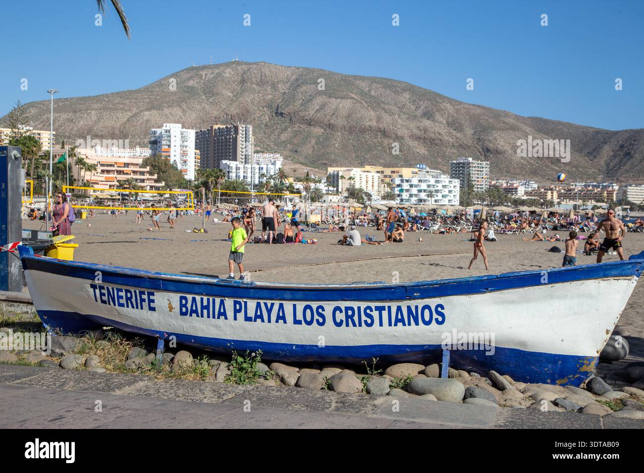Der spanische Küstenort Playa Los Cristianos Teneriffa, der Kanarischen Inseln Stockfoto