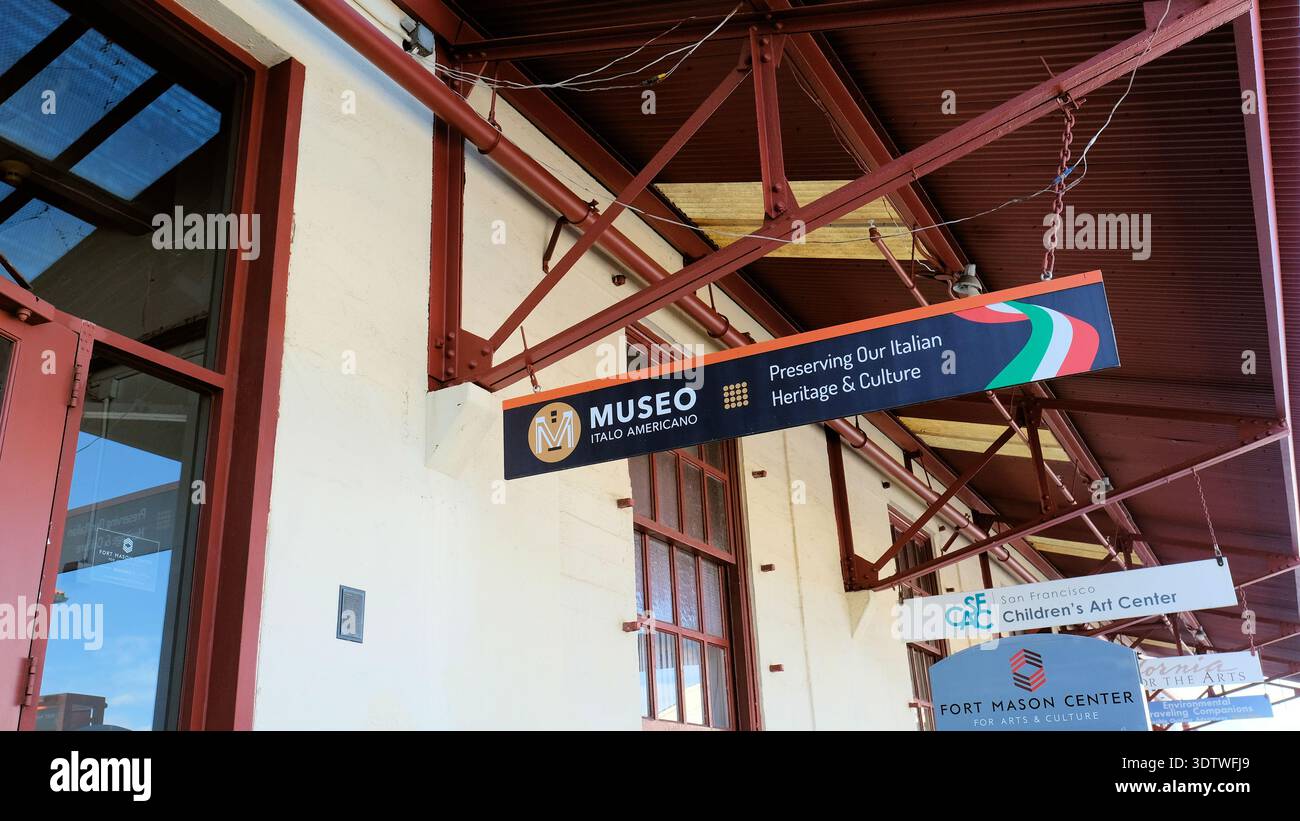 Museo Italo Americano, Fort Mason Center, San Francisco, CA; erstes Museum in den USA, das sich der italienischen und italienisch-amerikanischen Kunst, Kultur und Geschichte widmet. Stockfoto