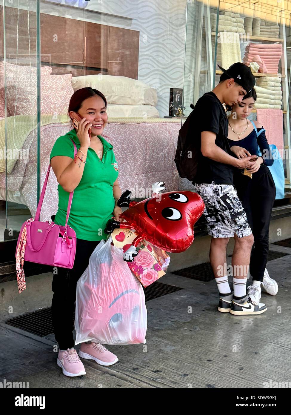 Valentinstag, Merida Mexiko - Smartphone-aufgenommenes Stockfoto