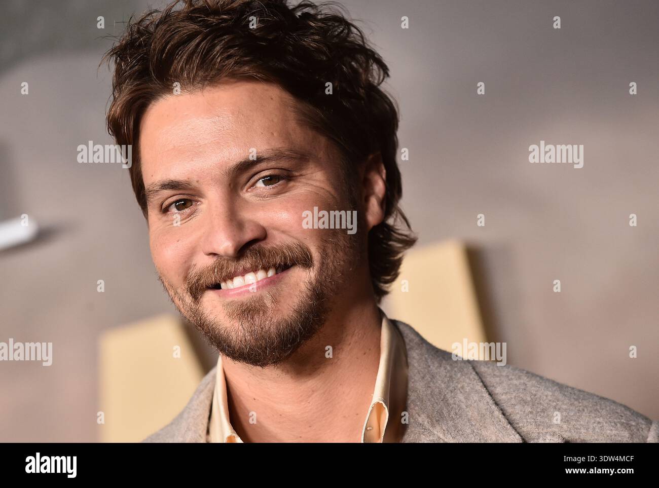 Los Angeles, USA. Februar 2026. Luke Grimes kam am 24. Februar 2026 zur Premiere von CBS’s „Marshals“ im Autry Museum of the American West in Los Angeles, CA. © LISA OConnor/ Credit: AFF/Alamy Live News Stockfoto