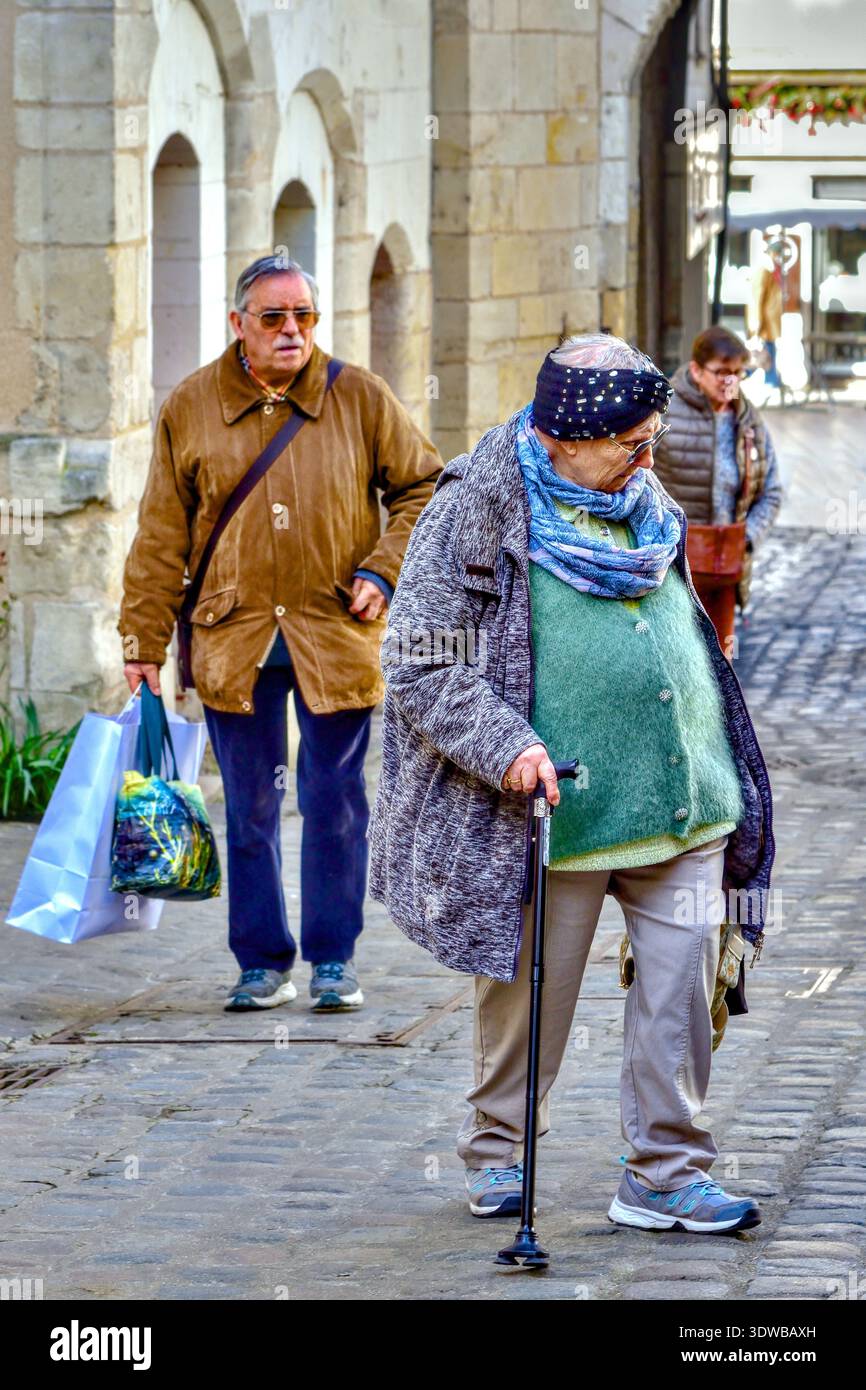 Ältere Kaufleute - Loches, Indre-et-Loire (37), Frankreich. Stockfoto