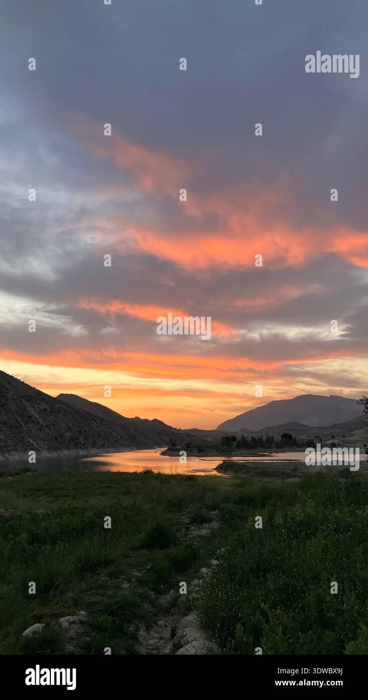 Eines Tages im iranischen Dorf - Smartphone-aufgenommenes Stockfoto