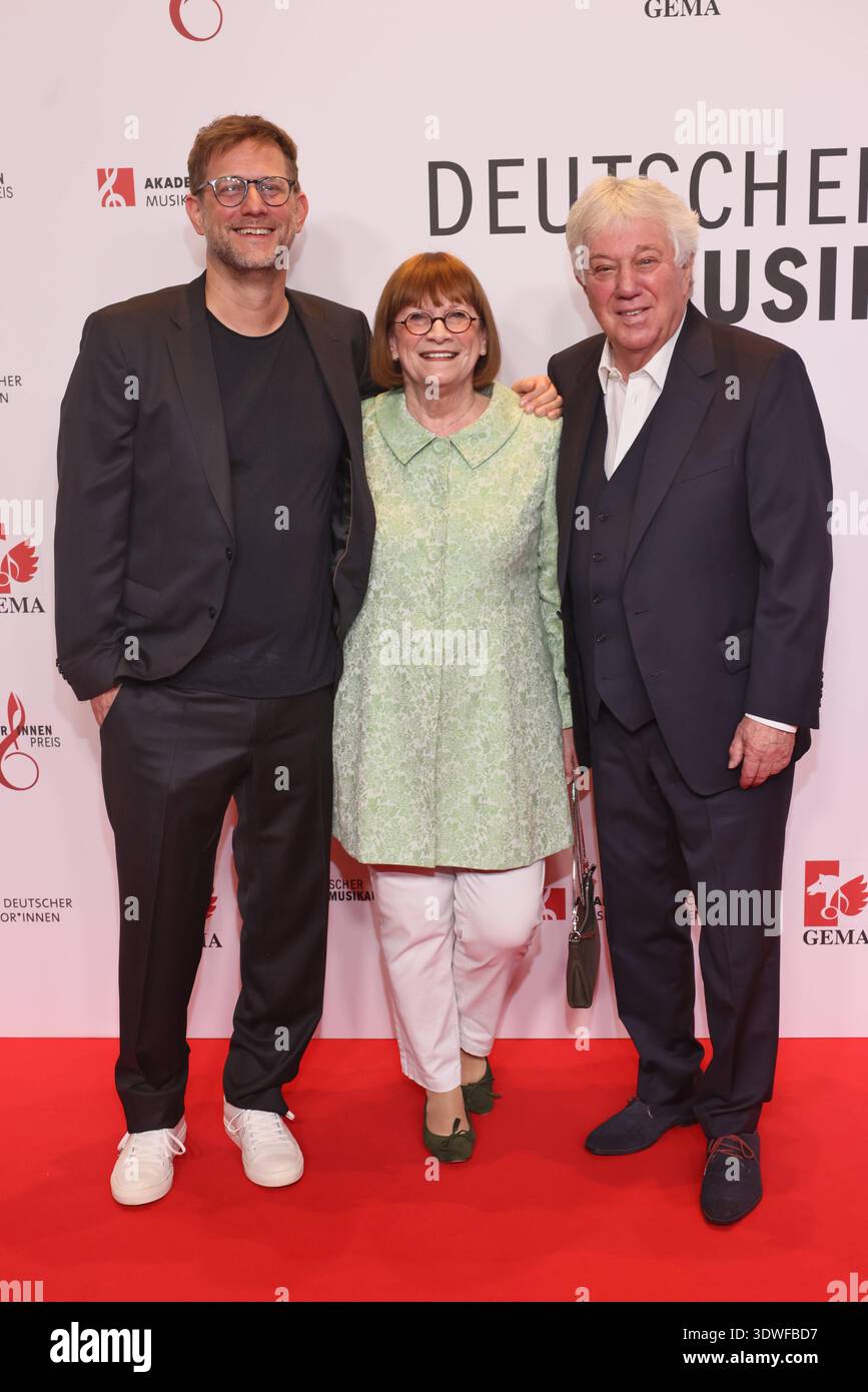 Alex Rolf 17. Deutscher Musikautorenpreis 2026 Alexander Zuckowski, Monika ...