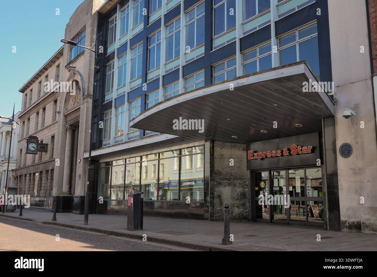 Das Express & Star Gebäude in der Queen Street, Wolverhampton - April 2023 Stockfoto