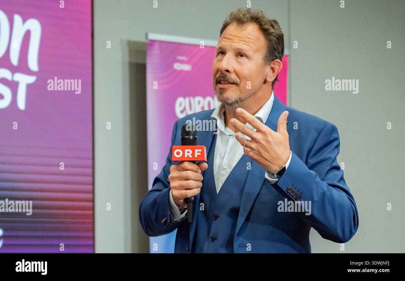 20260226 Medienupdate zum EUROVISION SONG CONTEST WIEN, OESTERREICH - 26. FEBRUAR: ORF Executive Producer des Song Contest 2026 Michael Kroen waehrend des Mediengespraechs anlaesslich eines ORF Updates zum 70. Eurovision Song Contest vom 12. bis zum 16. Mai 2026 in Wien im ORF-MedienCampus am 26. Februar 2026 in Wien, Oesterreich. 260226 SEPA 17 020 Copyright: XIsabellexOuvrardx SEPAxMedia Stockfoto