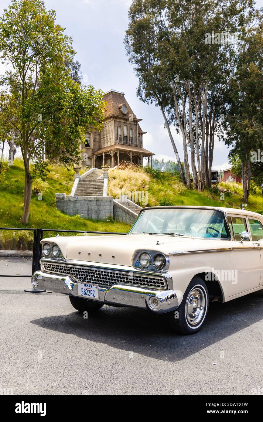 Psycho House und Psycho Film spielen bei der Universal Studios Hollywood Studio Tour, Los Angeles, Kalifornien, USA Stockfoto