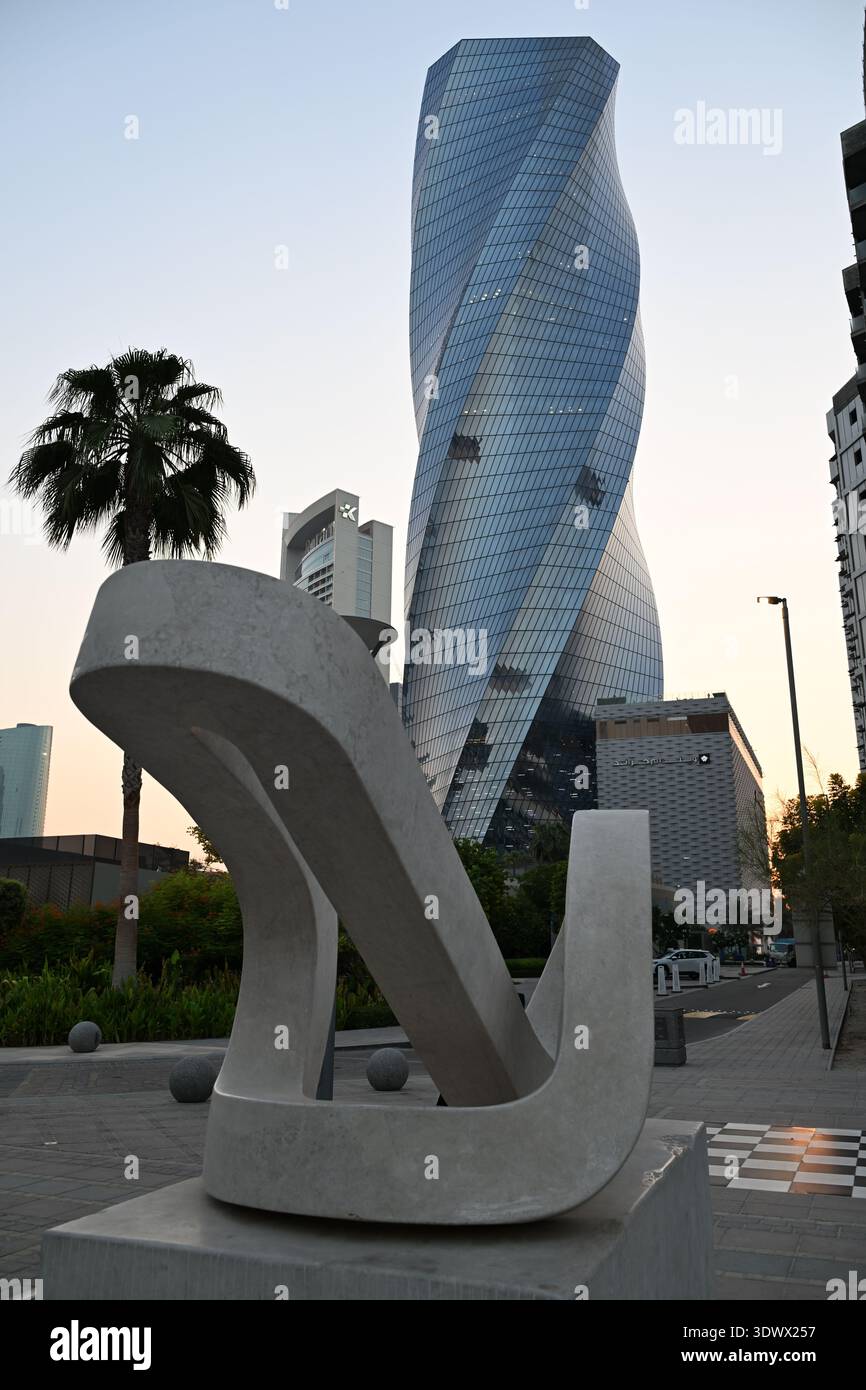 Bahrain, Manama, Bahrain Bay - Panoramablick über die Skyline bei Sonnenuntergang Stockfoto