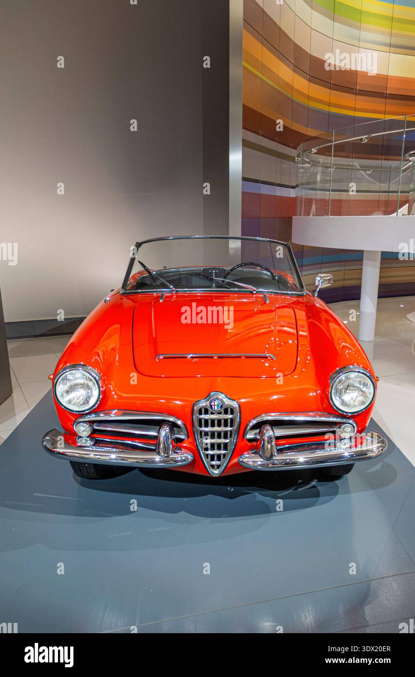 1962 Alfa Romeo Giulia Spider, in der Sammlung der Autos von S.H. dem Fürsten von Monaco, Rte de la Piscine, Monaco Stockfoto