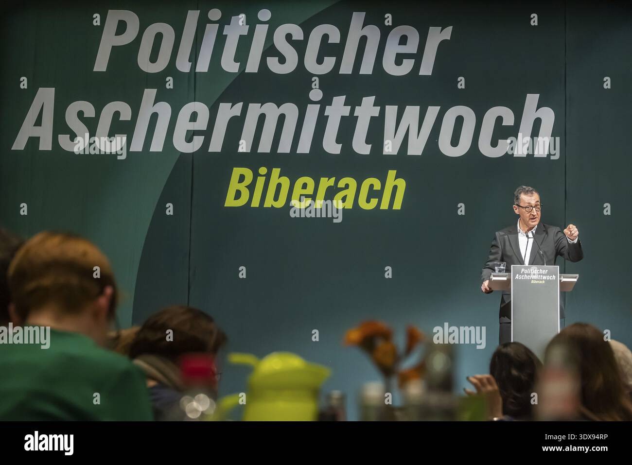 Politischer Aschermittwoch der Grünen in Biberach. Im Fokus: Wahlkampf für die Landtagswahl am 8. März mit Spitzenkandidat Cem Oezde Stockfoto