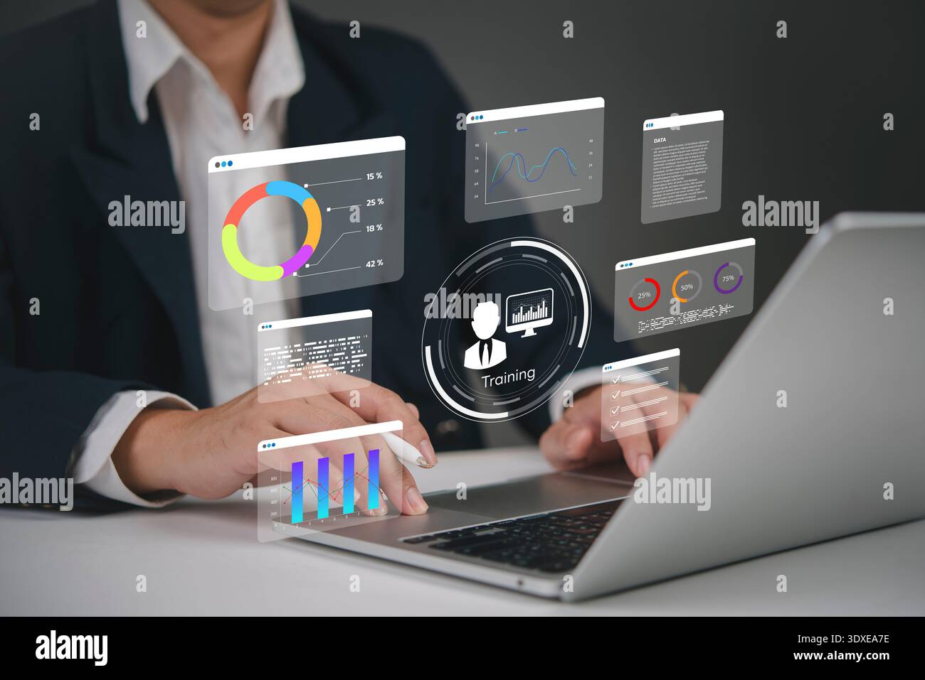 Manager analysieren die Unternehmensdaten manuell auf einem virtuellen Dashboard. Business Intelligence (BI)-Diagramm, Diagramm, KPI-Leistungsbericht. Digitale Technologie, Verwaltung Stockfoto