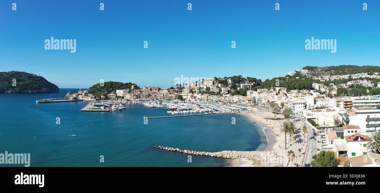 Mallorca Spanien Soller Hafen Marina Panorama schönes Wetter Stockfoto