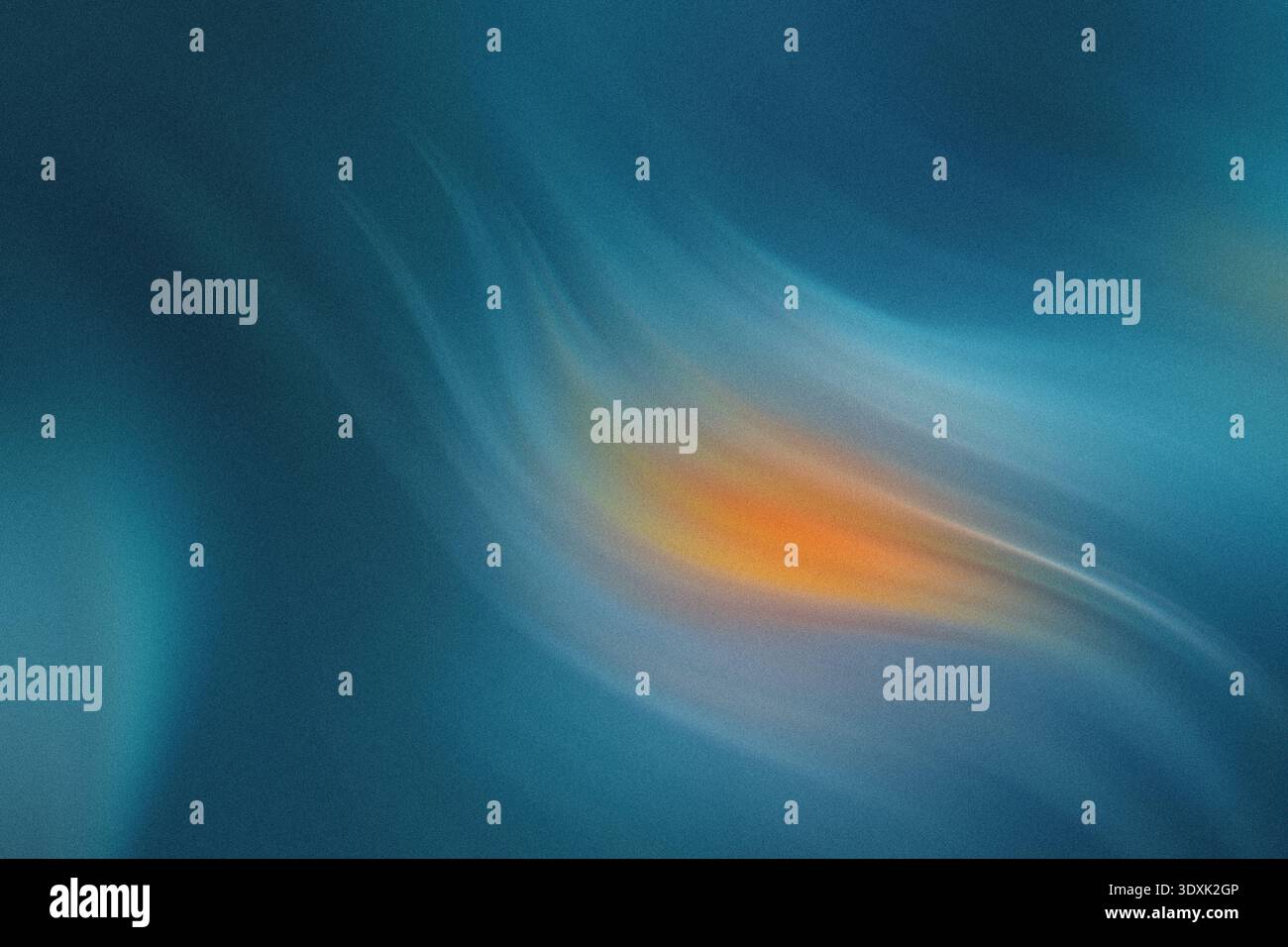 Abstrakter Hintergrund, der eine unscharfe orange Form auf einer blauen und grünen Oberfläche mit sanften Lichteffekten zeigt Stockfoto