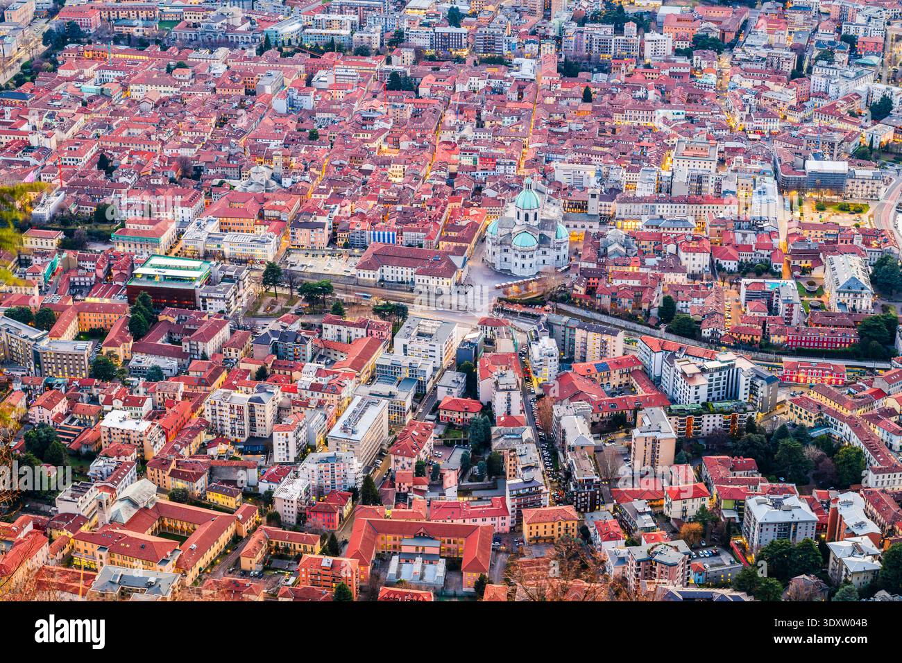 Como, Italien Stadtzentrum von oben. Stockfoto