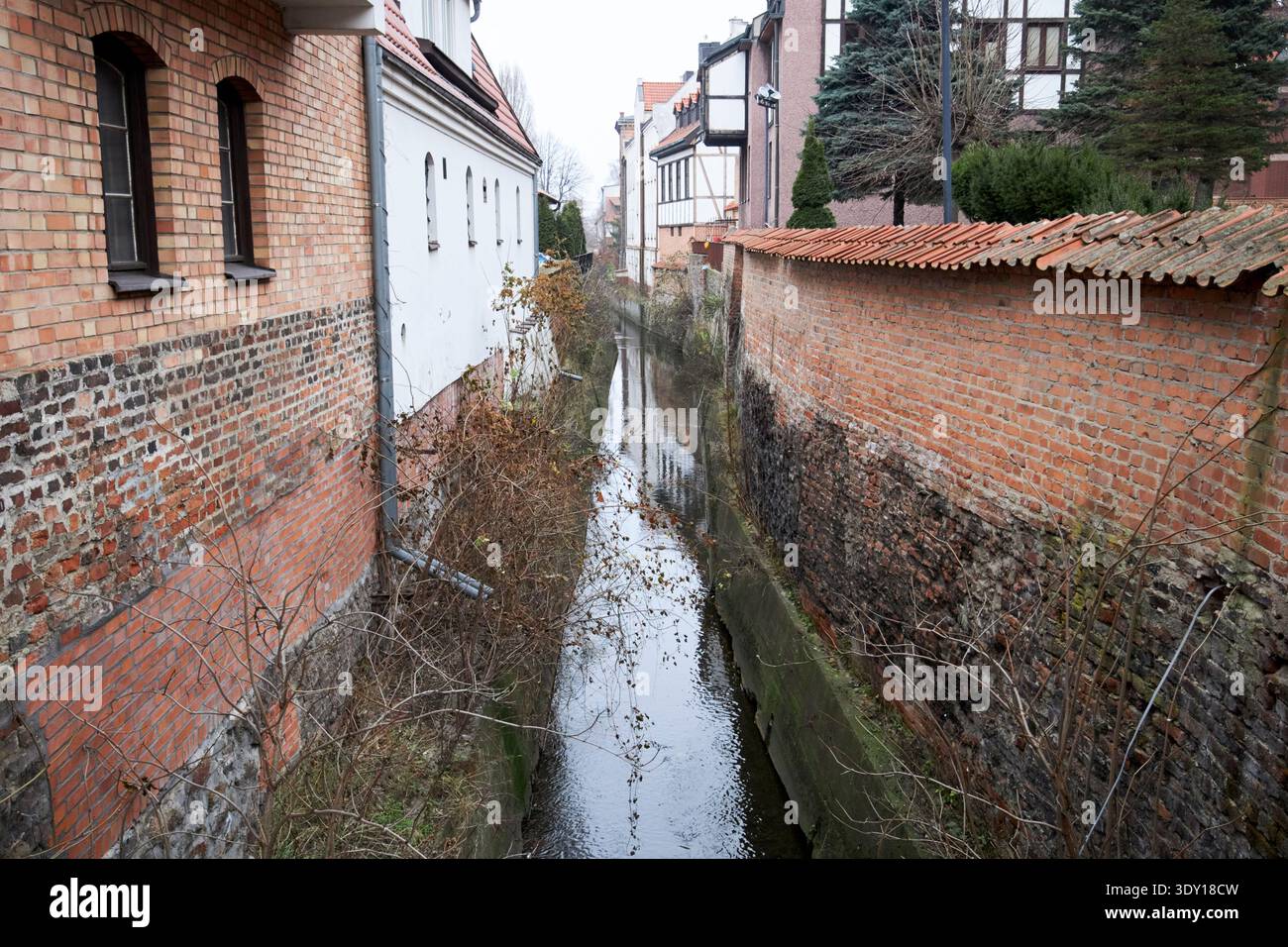 Mühlenrennen vor dem Radunienkanal danzig polen Stockfoto