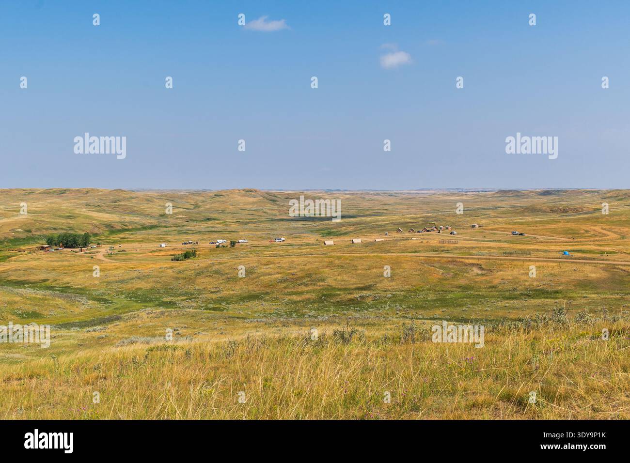 Fire Mountain, SK KANADA - 6. August 2024: Weitläufiger Blick auf den Rock Creek Campground im East Block of Grasslands National Park Stockfoto